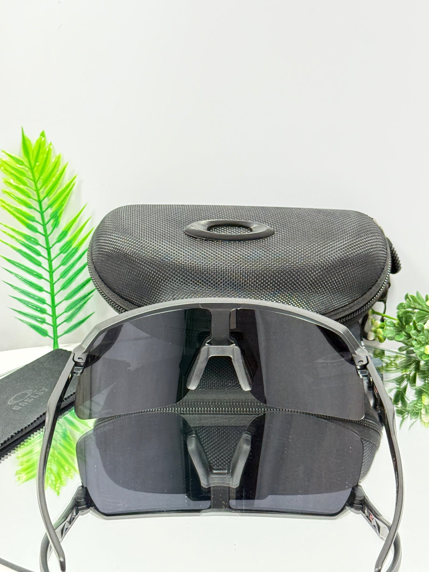 Oakley SURTO Lite Sports ( Black & Black )