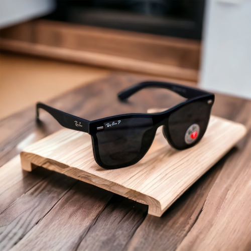 RB unisex Polaroid Black sunglasses 🕶️