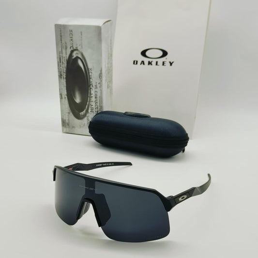 Oakley SURTO Lite Sports ( Black & Black )