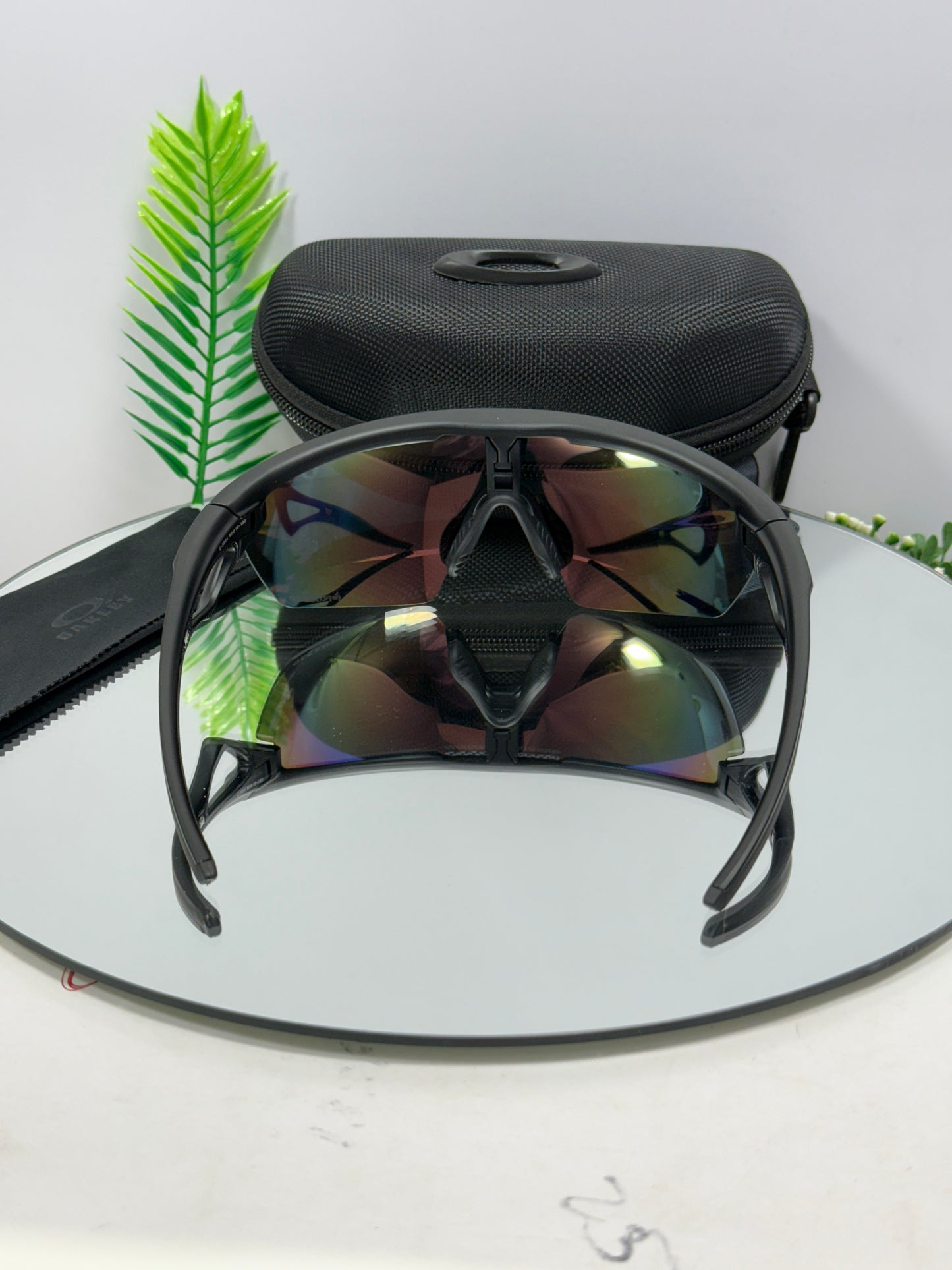 Oakley Sphaera Sports ( Red Mirror & Black )