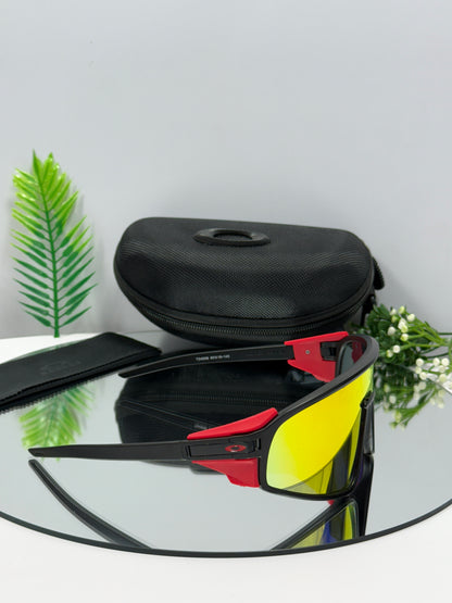 Latch Panel ( Red Mirror & Black )