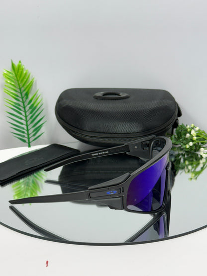 Latch Panel ( Blue & Black )