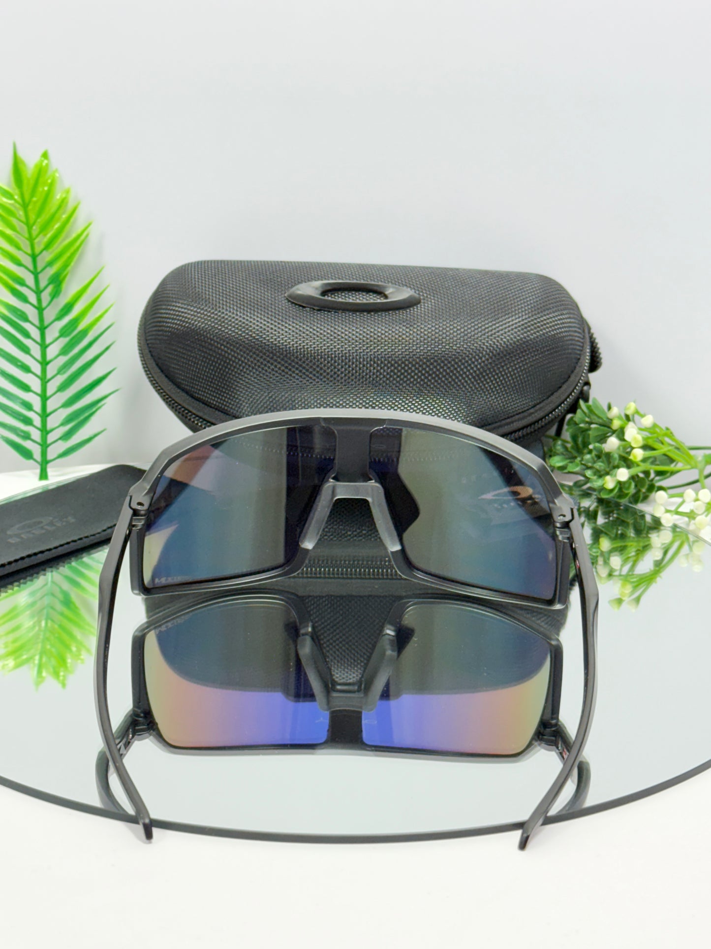 Oakley SURTO Sports ( Green & Black )