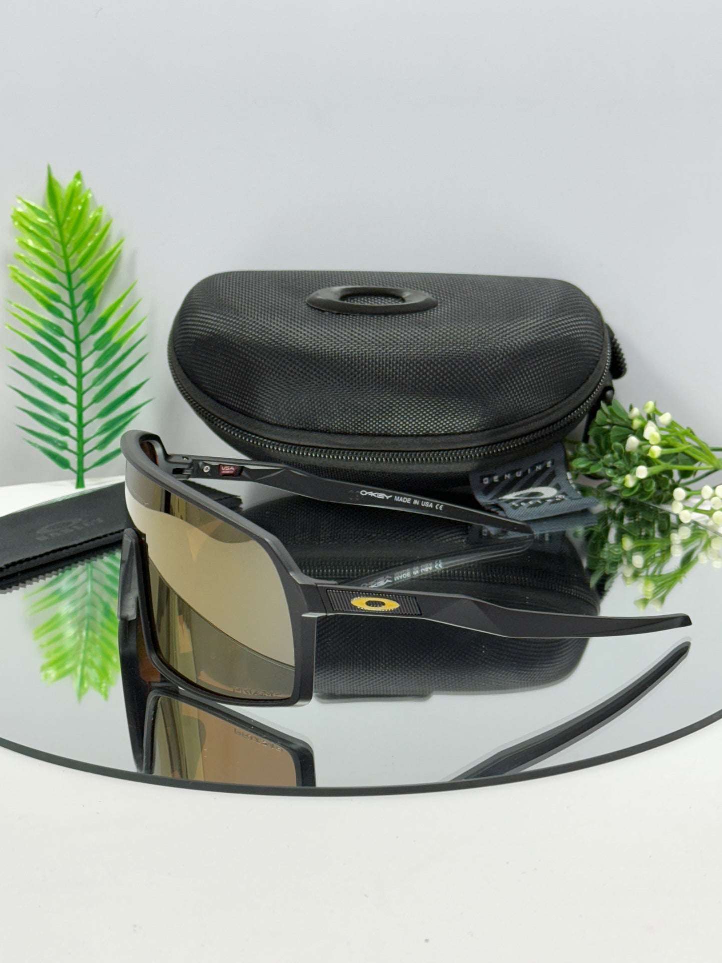 Oakley SURTO Sports ( Brown &  black )