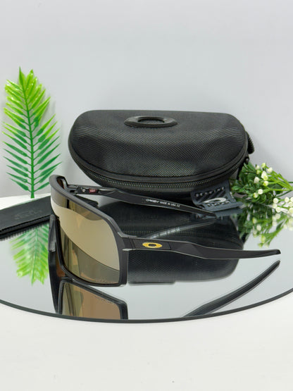 Oakley SURTO Sports ( Brown &  black )