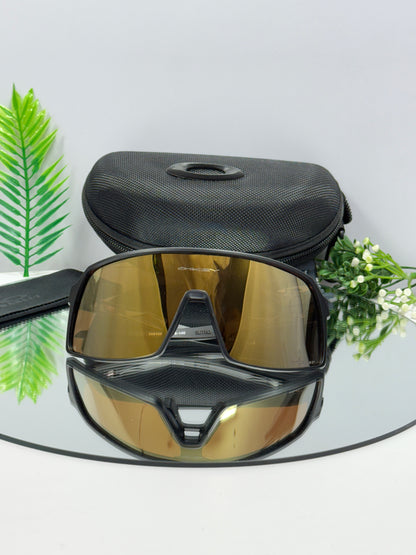Oakley SURTO Sports ( Brown &  black )