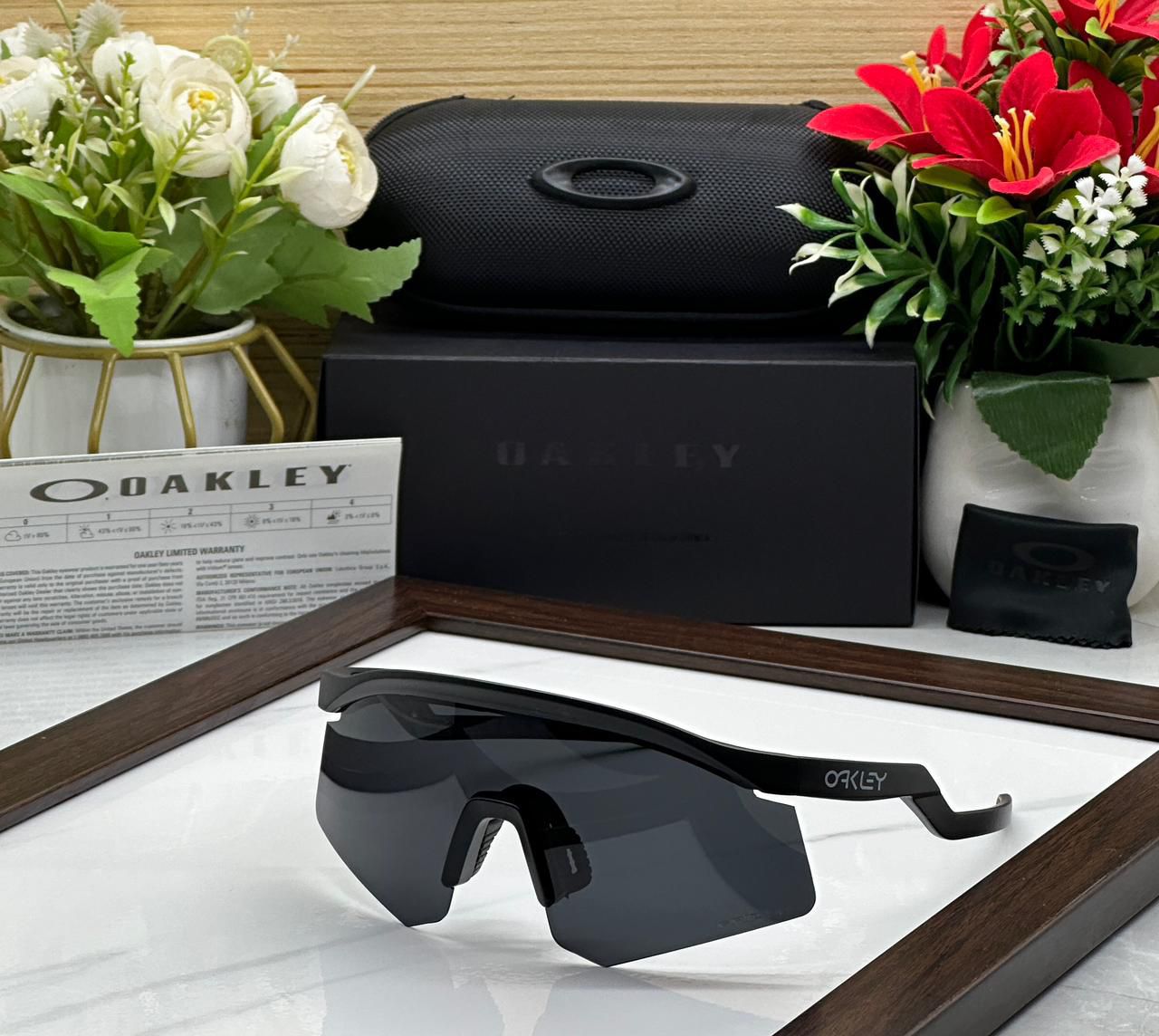 Oakley Hydra sports (Black & Black)🕶️