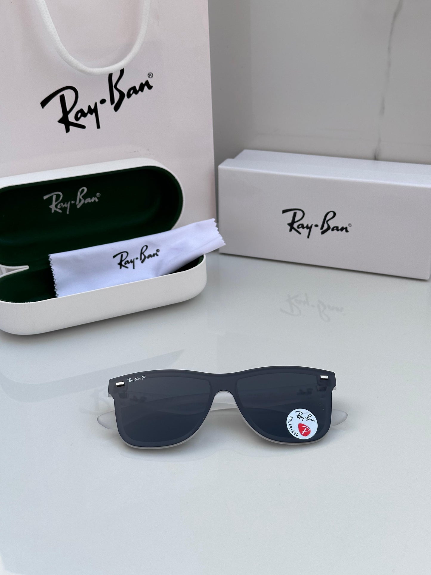 RB unisex sunglasses 🕶️