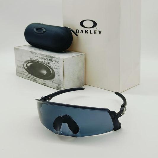 Oakley KATO Sports ( Black & Black )