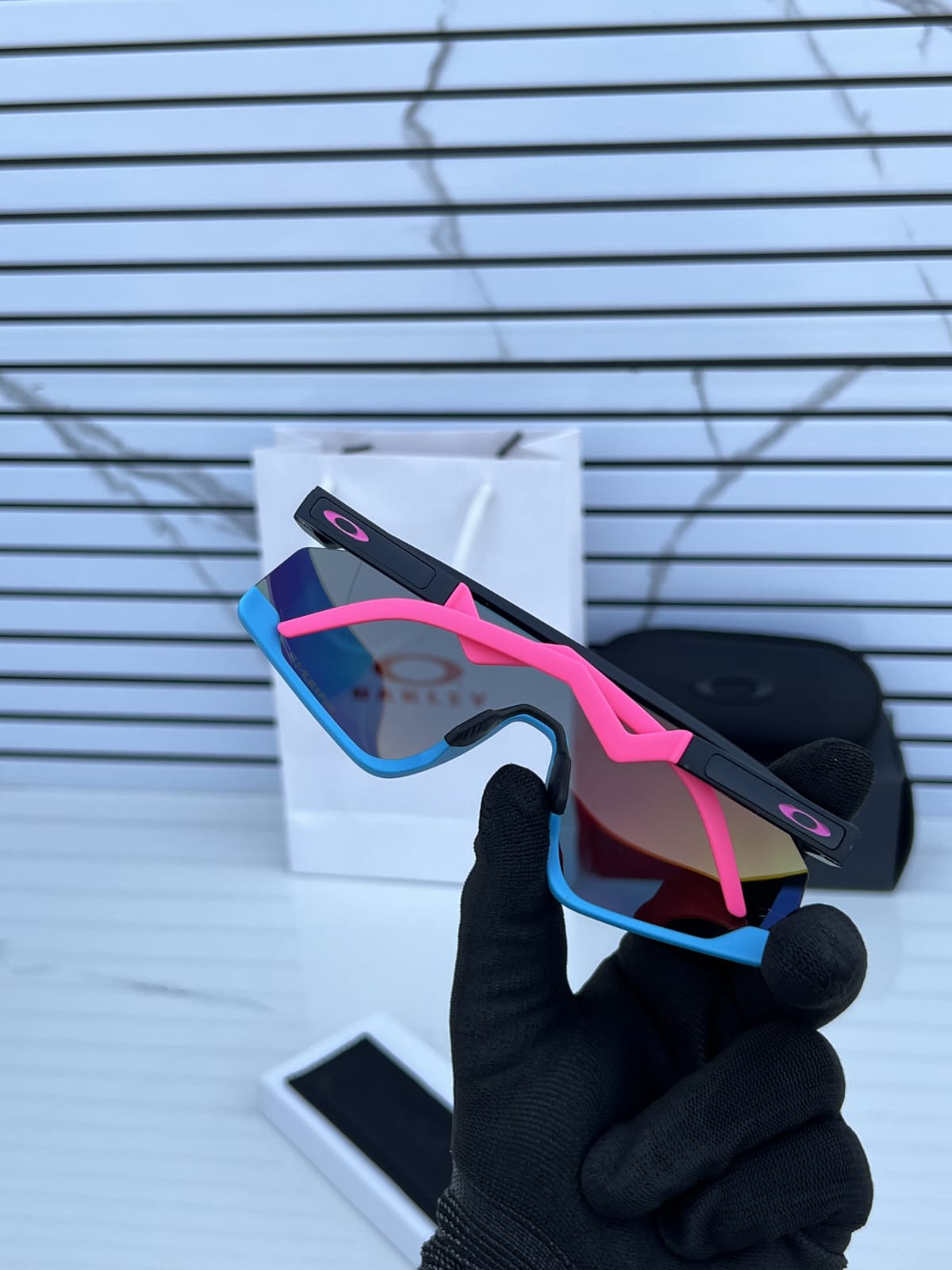 Oakley BXTR  Sports ( Red Prizam & Pink )