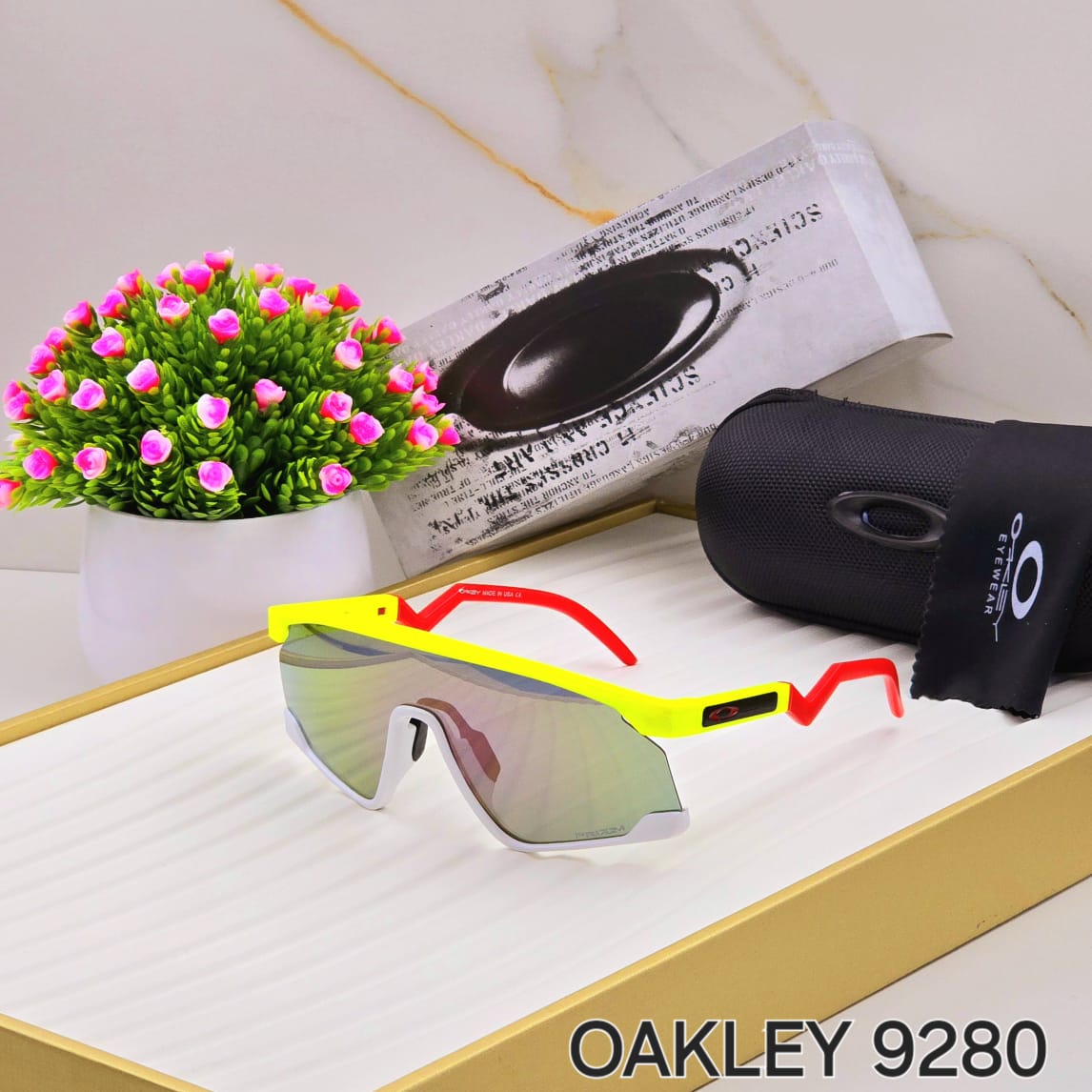 Oakley Bxtr Sports (yellow )