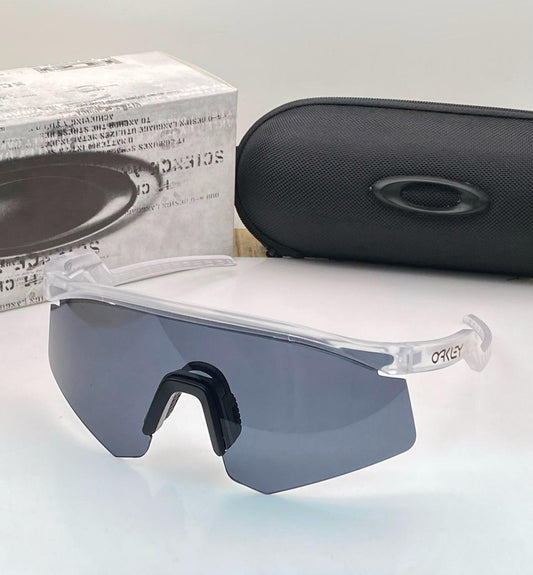 Oakley Hydra Sports  ( Black Prizm & Clear )