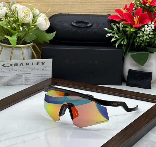 Oakley Hydra Sports  ( Red Mirror & Black) 🕶️