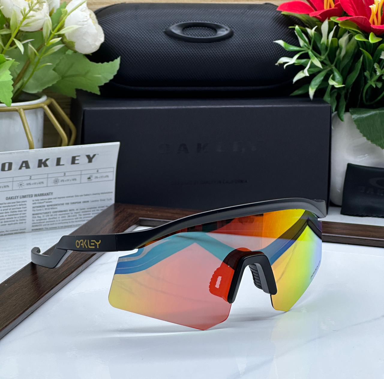 Oakley Hydra Sports  ( Red Mirror & Black) 🕶️