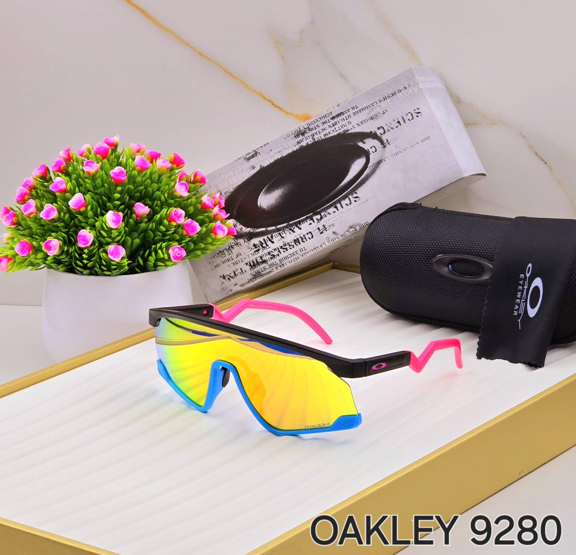 Oakley BXTR  Sports ( Red Prizam & Pink )