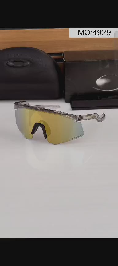 Oakley Hydra Sports  (  Gold Prizm & Clear) 🕶️