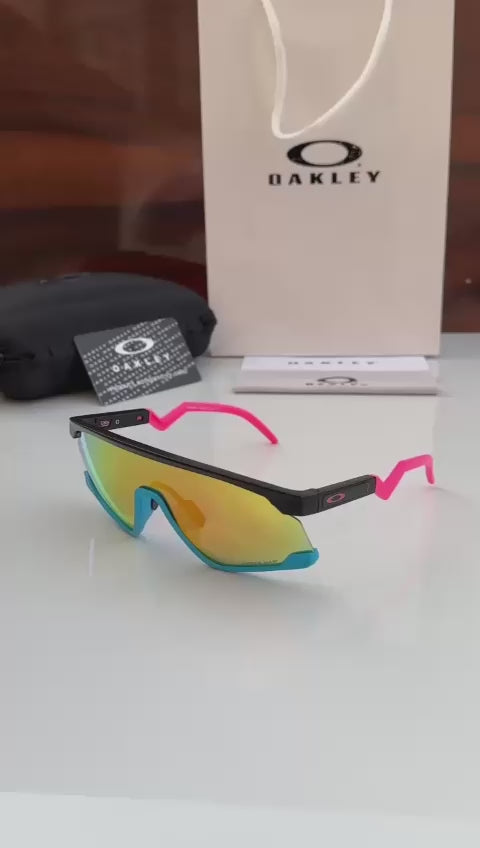 Oakley BXTR  Sports ( Red Prizam & Pink )